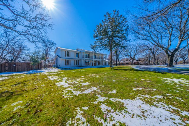 320 Cross Timbers Drive, Double Oak, TX 75077