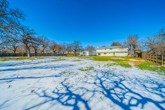 320 Cross Timbers Drive, Double Oak, TX 75077