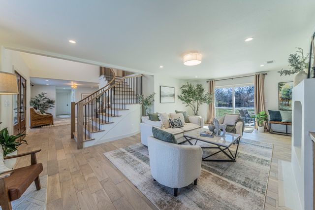 320 Cross Timbers Drive, Double Oak, TX 75077