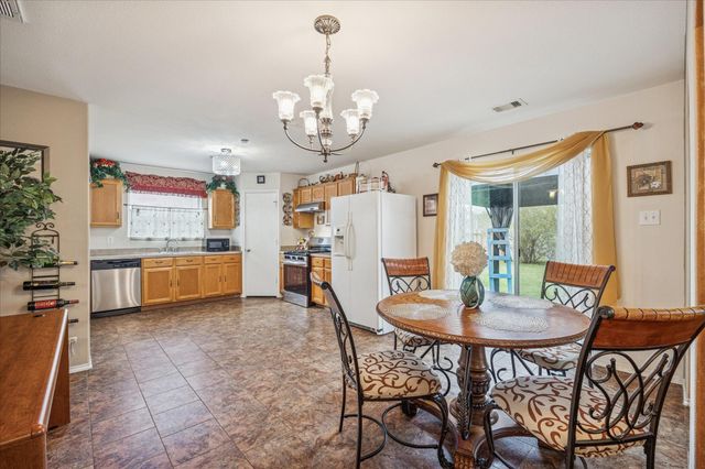 12811 Rio Lindo Street, Rosharon, TX 77583