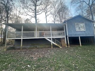 468 Coosa Ridge Road, Deatsville, AL 36022