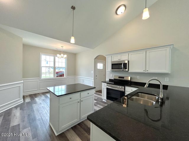 1231 Inner Banks Lane, Jacksonville, NC 28546