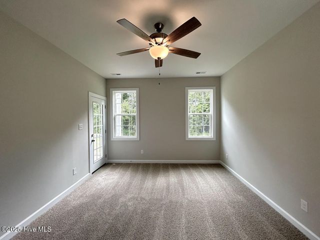 1231 Inner Banks Lane, Jacksonville, NC 28546