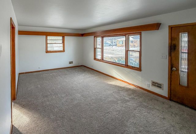 2901 Delaware AVENUE, Racine, WI 53403