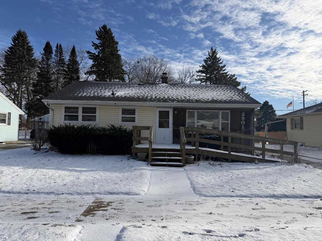 2901 Delaware AVENUE, Racine, WI 53403