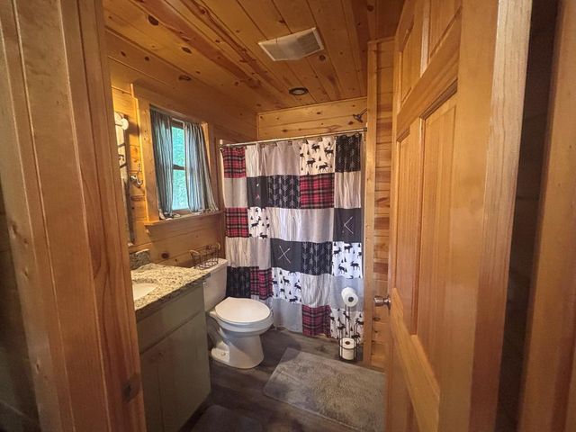 27 Eadie Cate Lane, Murphy, NC 28906