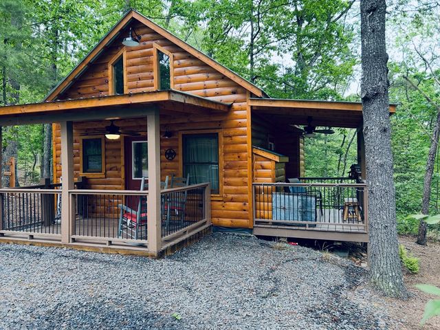 27 Eadie Cate Lane, Murphy, NC 28906
