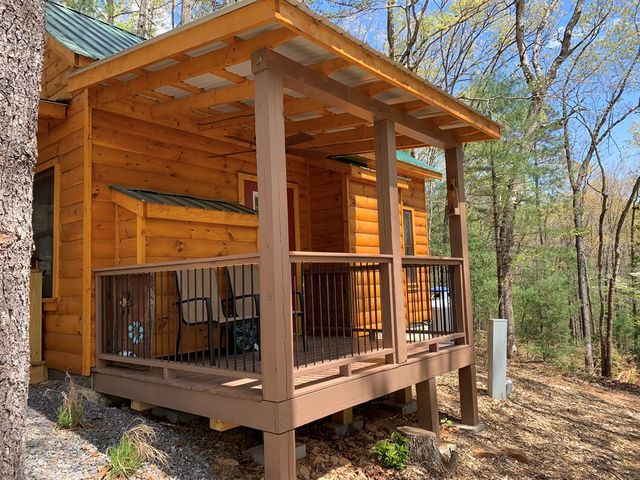 27 Eadie Cate Lane, Murphy, NC 28906