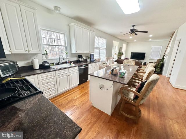 501 S BELLA COURT, Galloway, NJ 08205