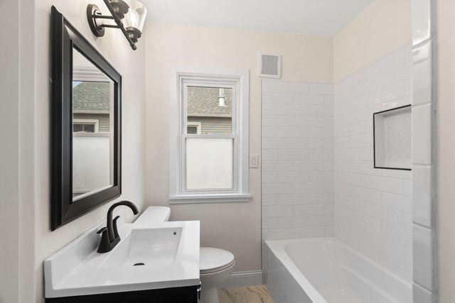 235 Mainzer Street, West Saint Paul, MN 55118