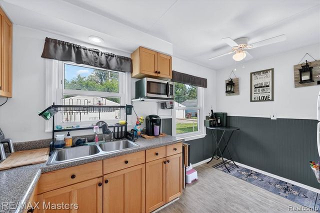 4643 Niagara Street, Wayne, MI 48184