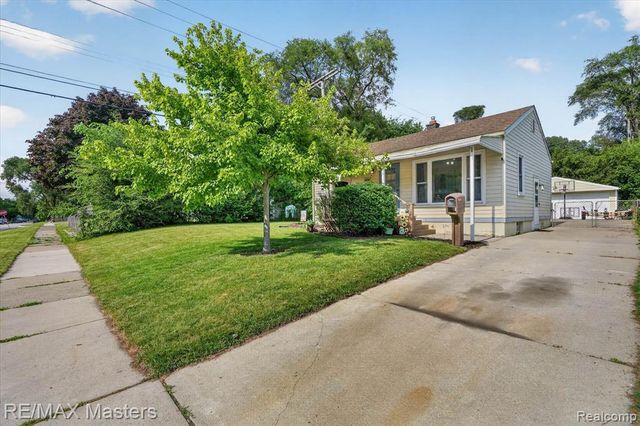 4643 Niagara Street, Wayne, MI 48184