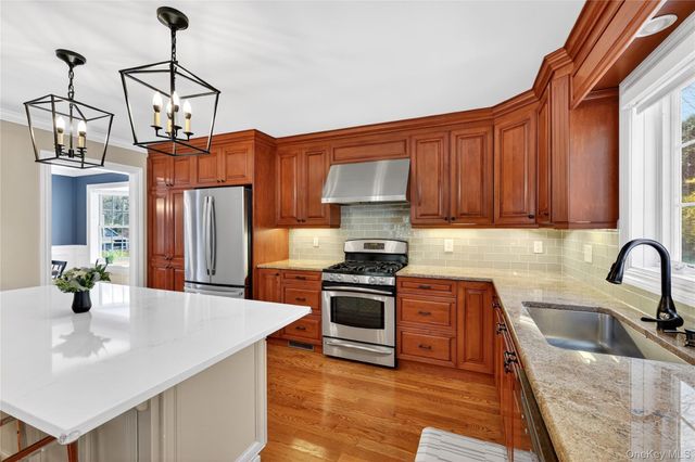 228 Sarles Lane, Pleasantville, NY 10570