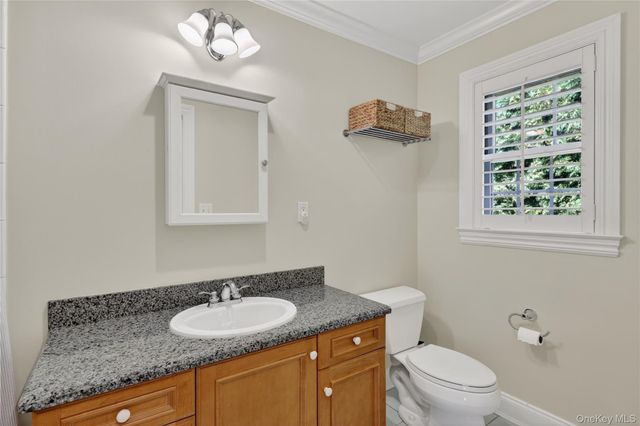 228 Sarles Lane, Pleasantville, NY 10570