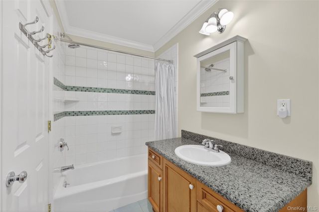 228 Sarles Lane, Pleasantville, NY 10570