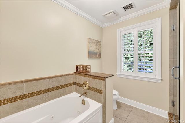 228 Sarles Lane, Pleasantville, NY 10570