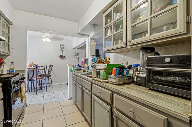 7088 Yvonne Court, El Paso, TX 79915