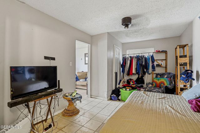 7088 Yvonne Court, El Paso, TX 79915
