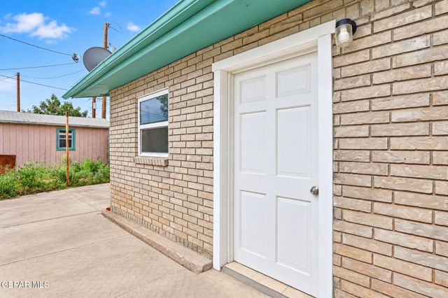 7088 Yvonne Court, El Paso, TX 79915
