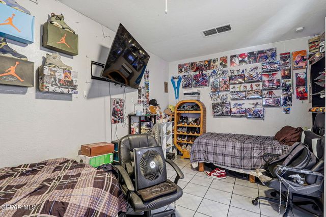 7088 Yvonne Court, El Paso, TX 79915