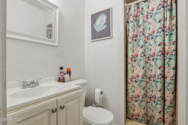 7088 Yvonne Court, El Paso, TX 79915