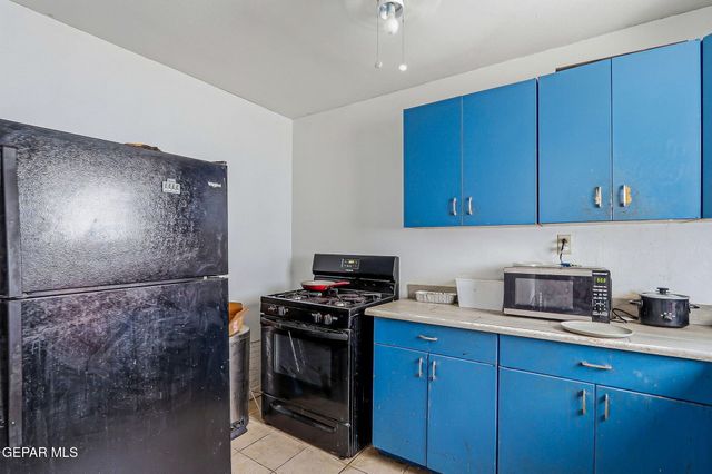 7088 Yvonne Court, El Paso, TX 79915