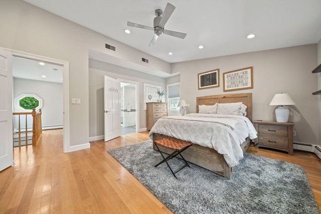 73 Hawthorne St, Boston, MA 02131