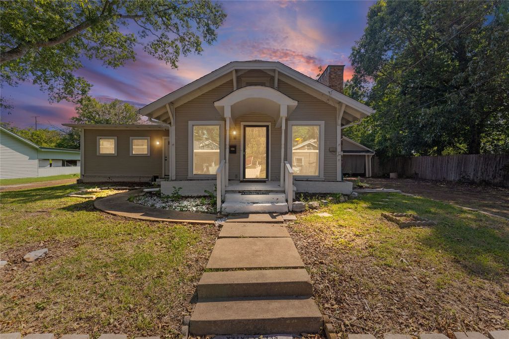 1005 Jernigan Street, Commerce, TX 75428