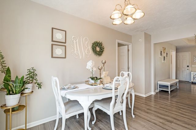 120 E Crawford Ct, Bell Buckle, TN 37020