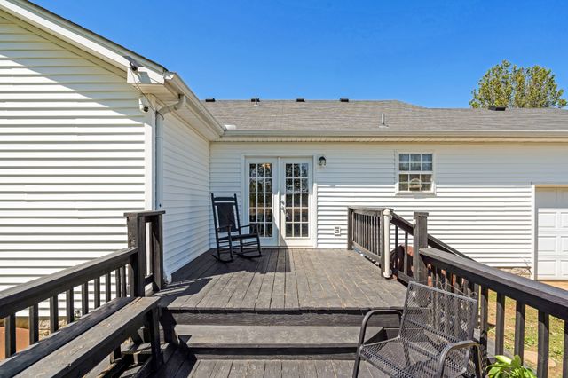 120 E Crawford Ct, Bell Buckle, TN 37020