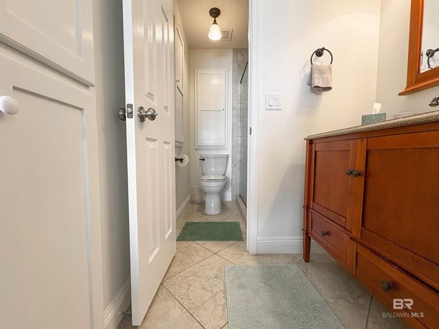 1904 W Beach Boulevard 303, Gulf Shores, AL 36542