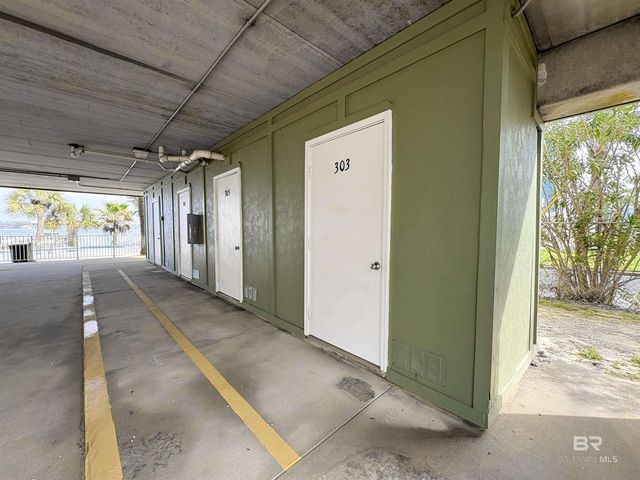 1904 W Beach Boulevard 303, Gulf Shores, AL 36542