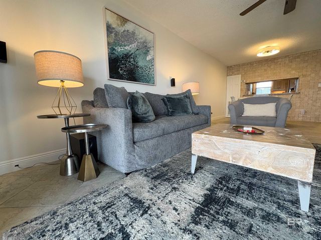 1904 W Beach Boulevard 303, Gulf Shores, AL 36542