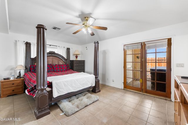 7236 Dogwood Ave Avenue, California City, CA 93505