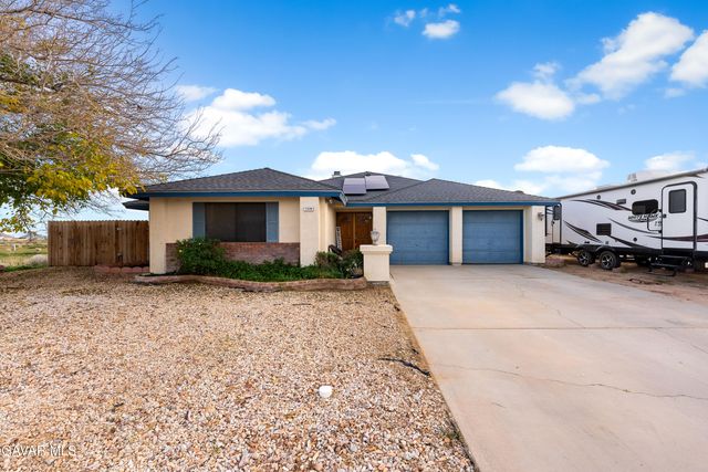 7236 Dogwood Ave Avenue, California City, CA 93505