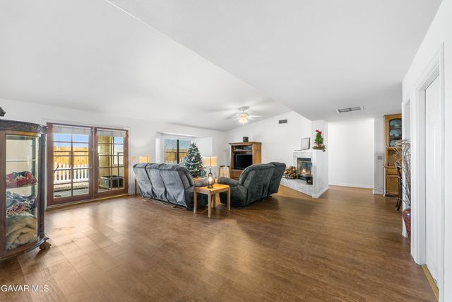 7236 Dogwood Ave Avenue, California City, CA 93505