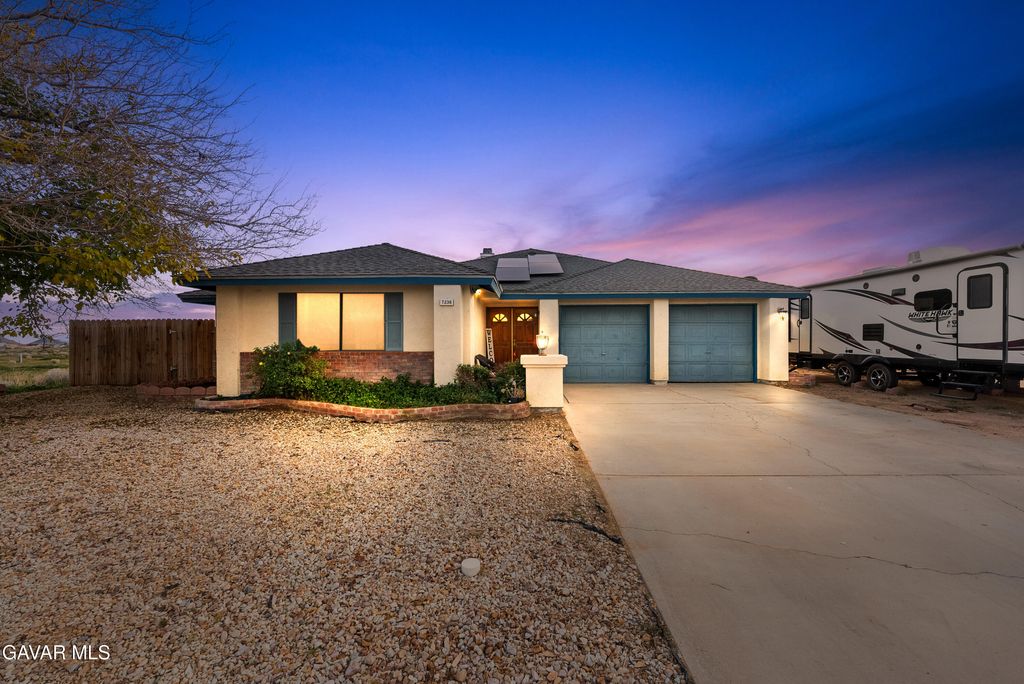 7236 Dogwood Ave Avenue, California City, CA 93505