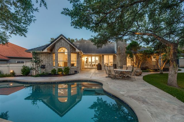 6 Stillmeadow CT