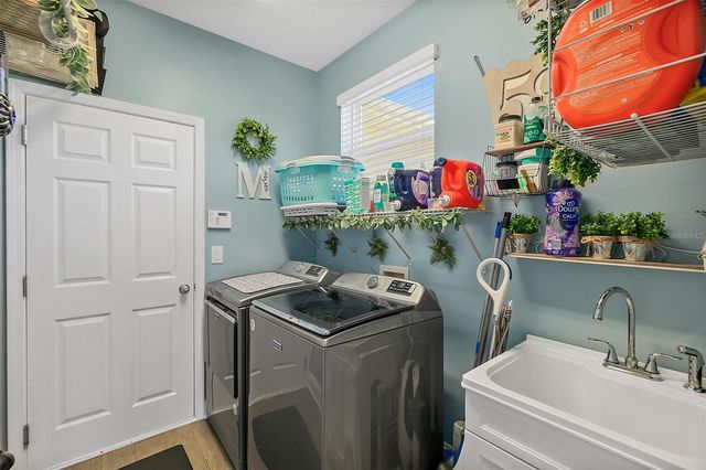 210 ASHFORD LAKES CIRCLE, Ormond Beach, FL 32174