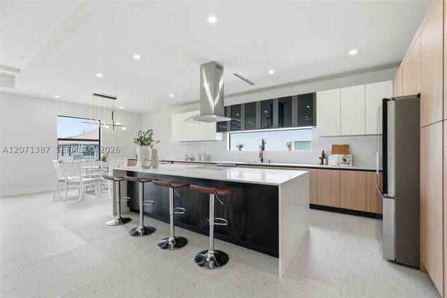 325 NE 15th Ter, Other, FL 33909