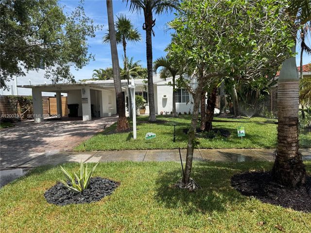 720 NE 17th Ter, Fort Lauderdale, FL 33304