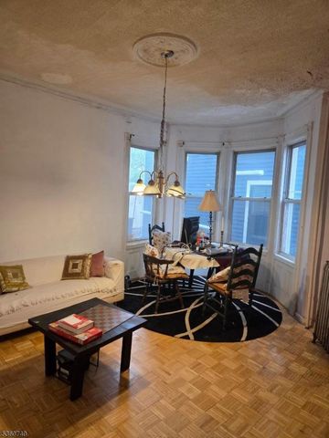 255 Arlington Ave, Jersey City, NJ 07305