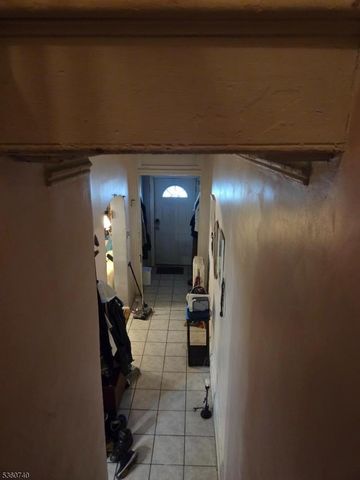 255 Arlington Ave, Jersey City, NJ 07305