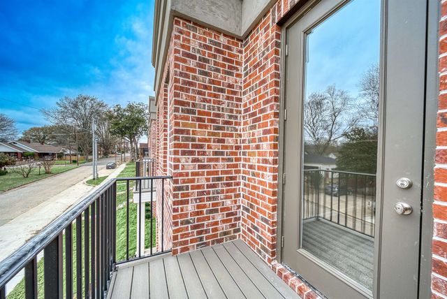 236 E WASHINGTON AVE, Covington, TN 38019