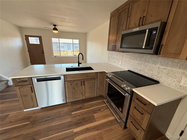 1820 Lyonesse St, Lafayette, CO 80026