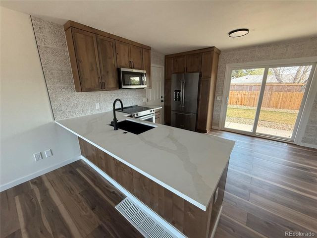 1820 Lyonesse St, Lafayette, CO 80026