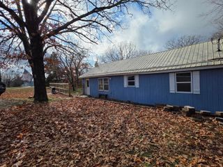 479 Oak Hill Drive Road, Houston, MO 65483