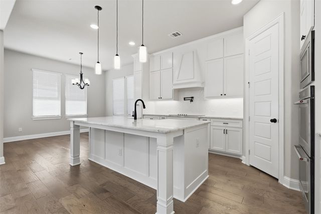 287 Paluxy Street, Burleson, TX 76028