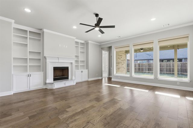 287 Paluxy Street, Burleson, TX 76028