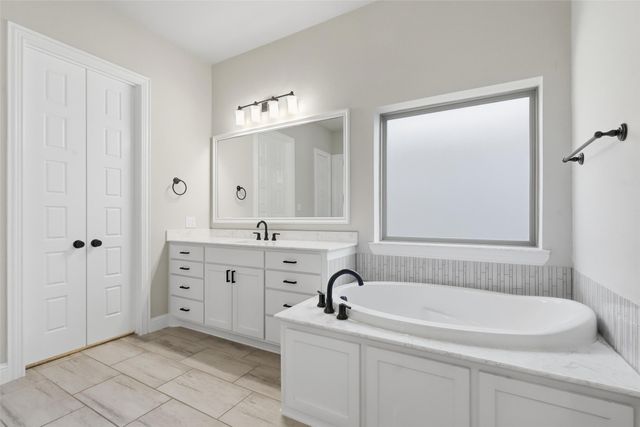 287 Paluxy Street, Burleson, TX 76028